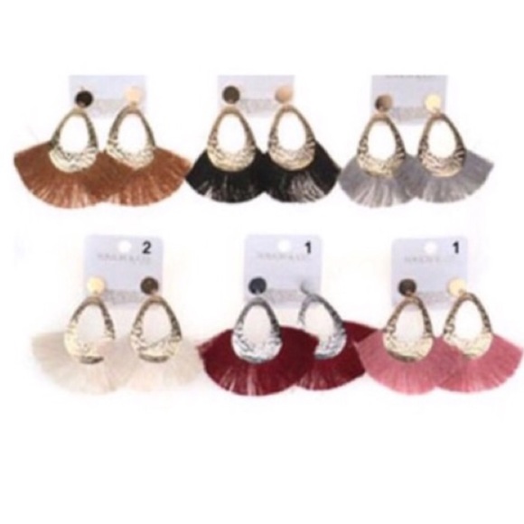 Boho Tassel Fringe Gold Earrings - Picture 3 of 3